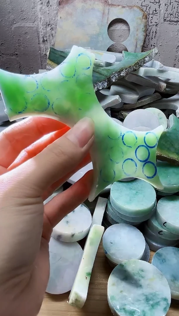 裸石翡翠天然翡翠A货 南 409