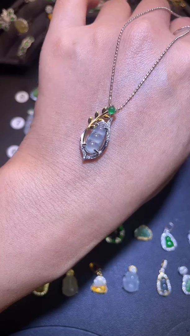 吊坠(不含链)银S925镶嵌翡翠1