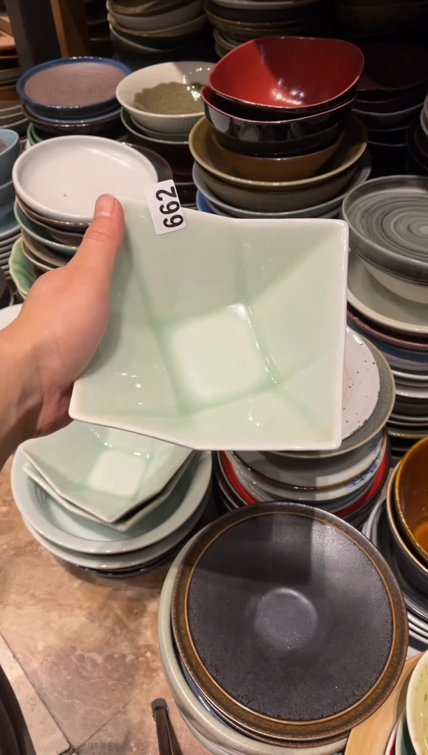 【闪购商品】瓷片662 影青四方菜盘1个