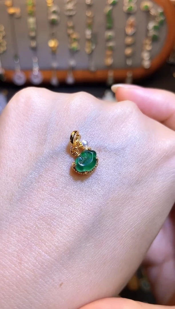 翡翠银S925镶嵌吊坠(不含链)1