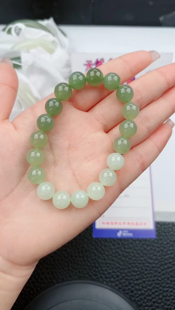 【闪购商品】和田玉手串未镶嵌555微色差T