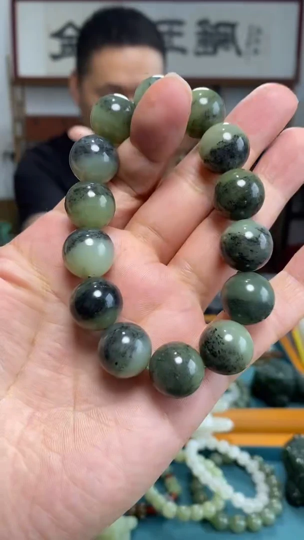 颈饰未镶嵌和田玉98