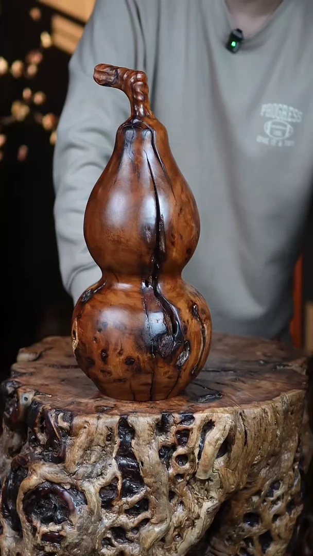 枣木百年雷击枣木葫芦（高39，直径21）