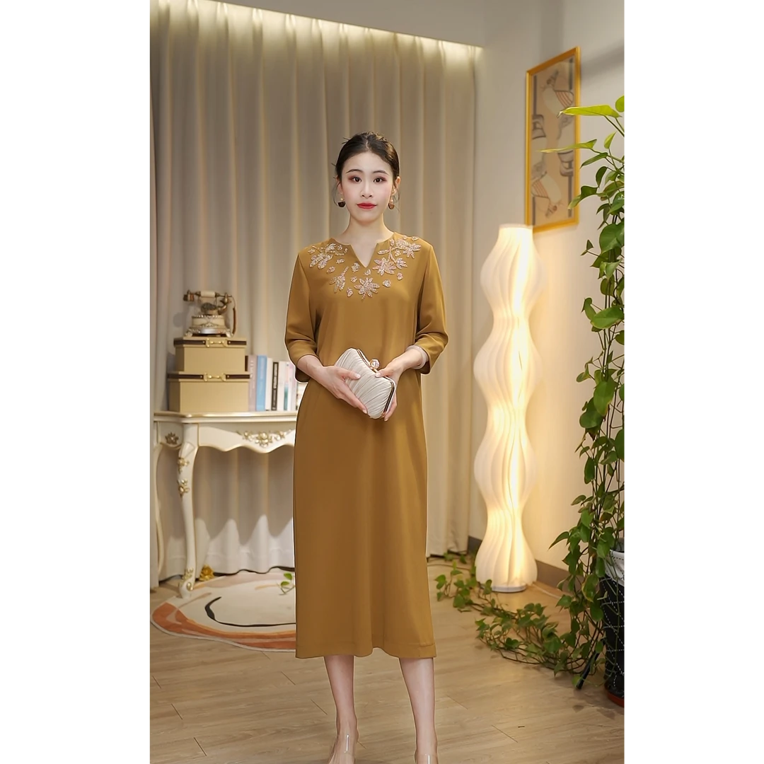 【七景超级太太】2025新款气质中国风中长款连衣裙 SL25047