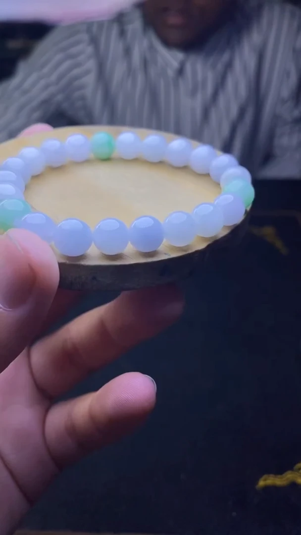 定制翡翠未镶嵌天然缅甸A货翡翠，多样性发货，拍一发一
