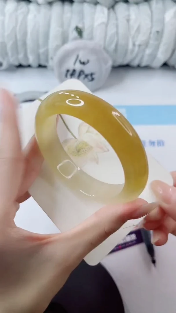 未镶嵌手镯石英质玉多样性发货V409