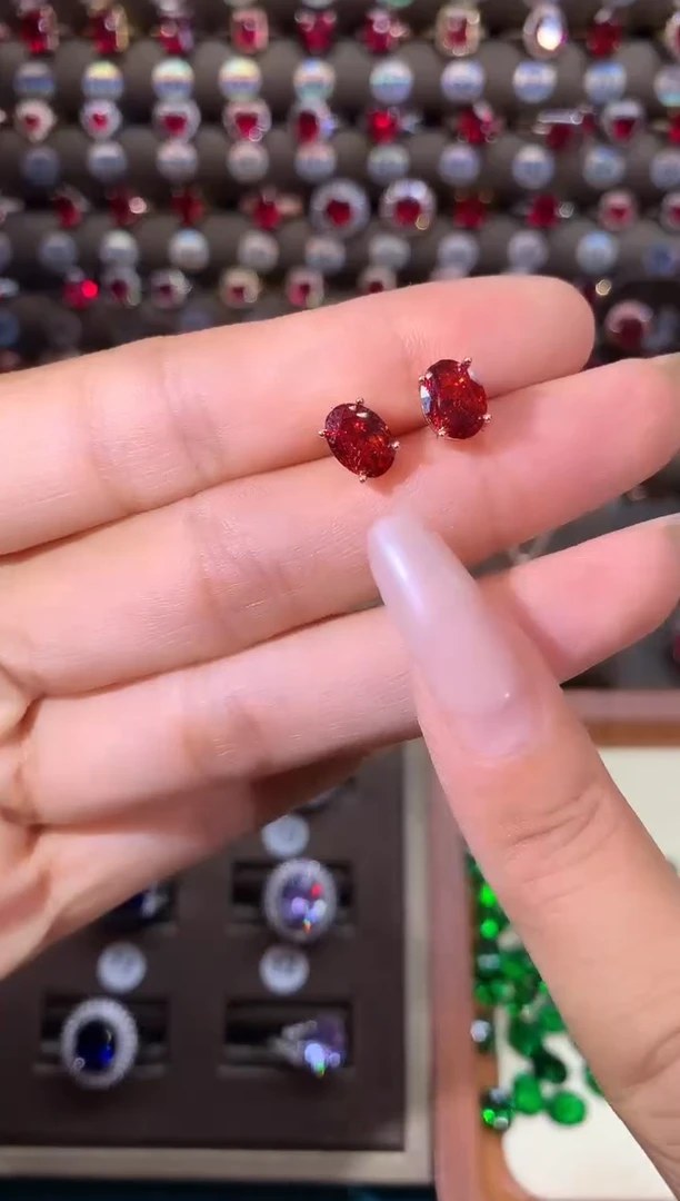 银S925镶嵌耳饰石榴石（芬达石）玫瑰金68