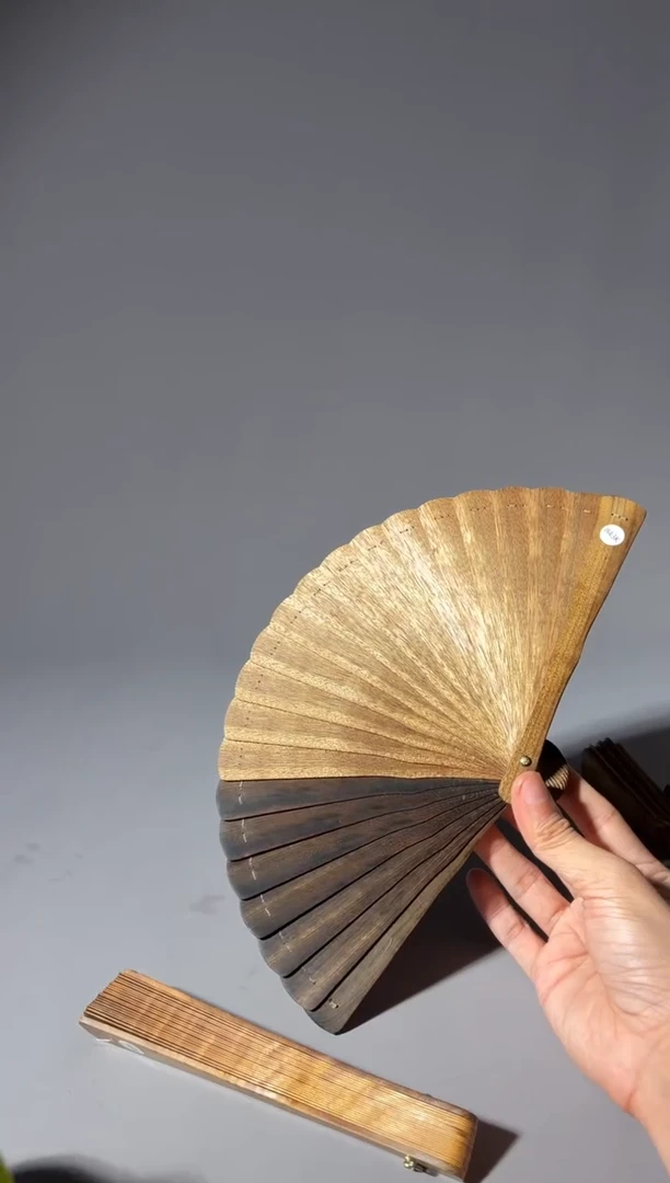 其他楠木（金丝楠）归****）843号15cm小叶桢楠扇子掌中扇