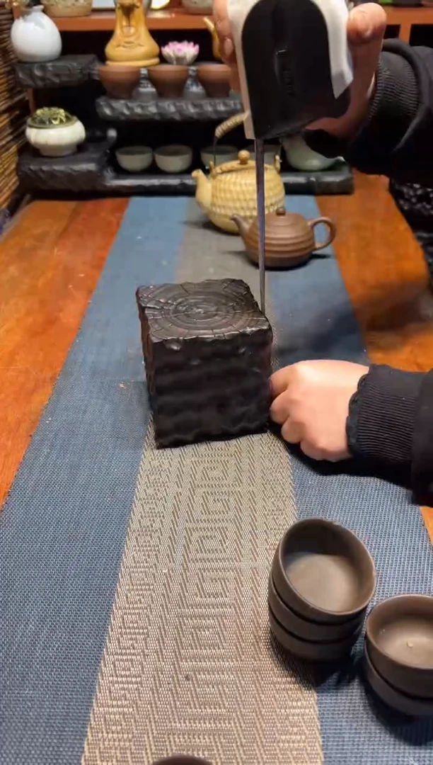 【闪购商品】香樟木木雕一物一拍