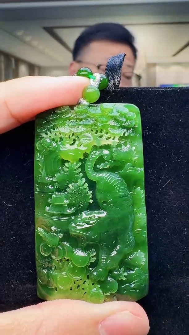 定制和田玉玉界匠心天然和田玉（拍一发一）