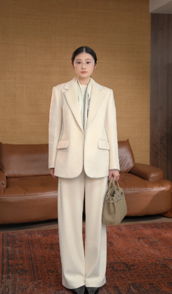 陈妍君【秋冬款戗驳领羊毛西装外套】CYJ-HHO124-H035