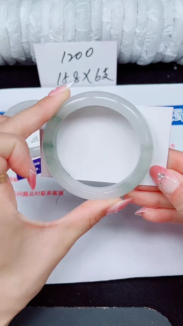 未镶嵌手镯石英质玉267-56/57