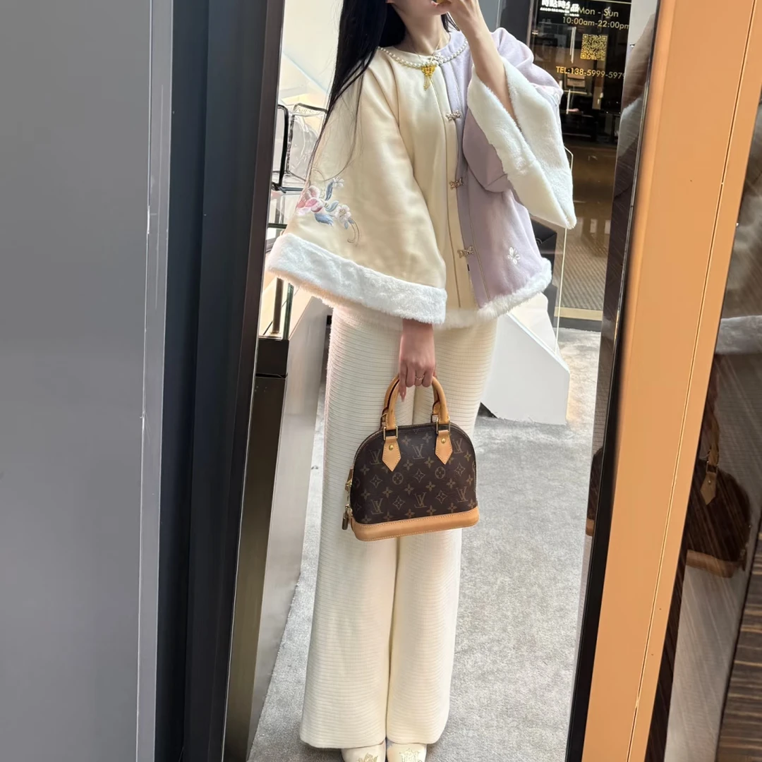 修复品LouisVuitton/路易威登/老花贝壳bb单肩斜挎后换植鞣革荔