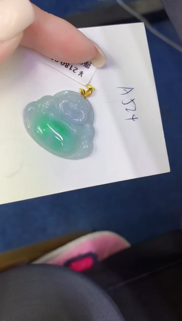 颈饰18K金镶嵌翡翠缅甸天然翡翠A货