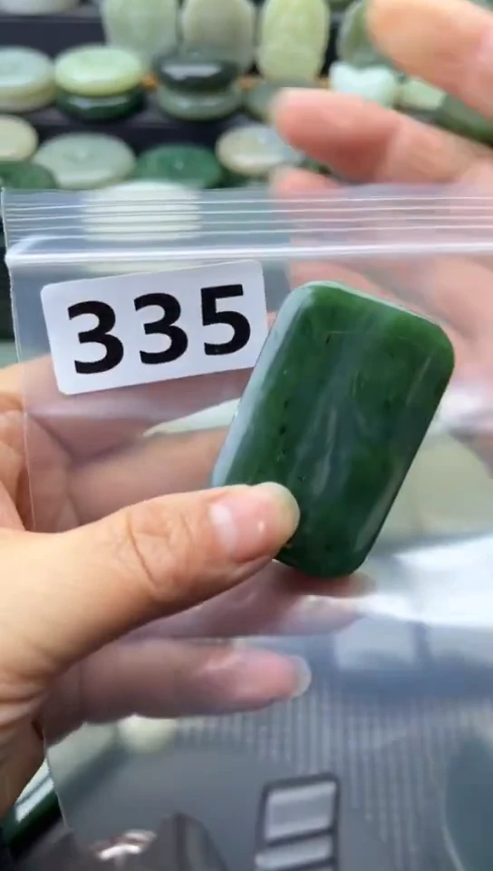 未镶嵌和田玉珠宝半成品牌子