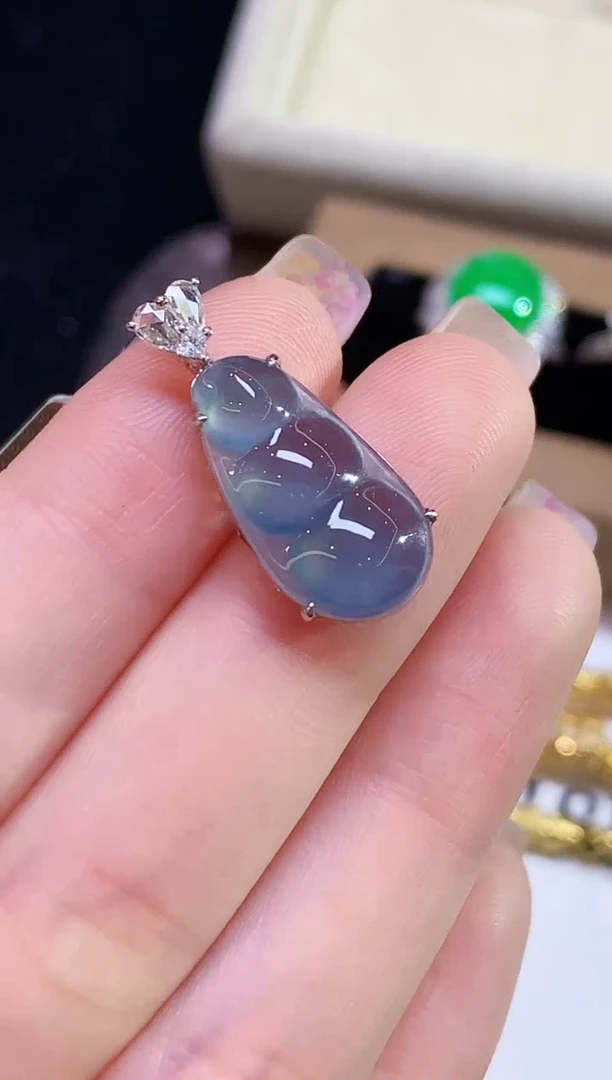 吊坠(不含链)18K金镶嵌翡翠CY多样性发其一