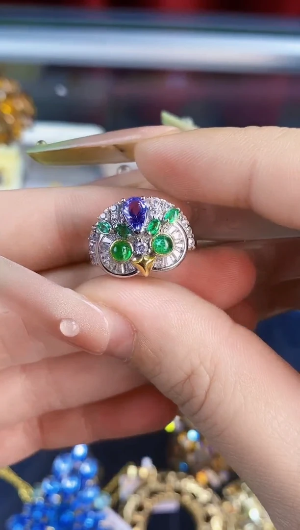 祖母绿戒指银S925镶嵌楚楚珠宝中古甄选不退换