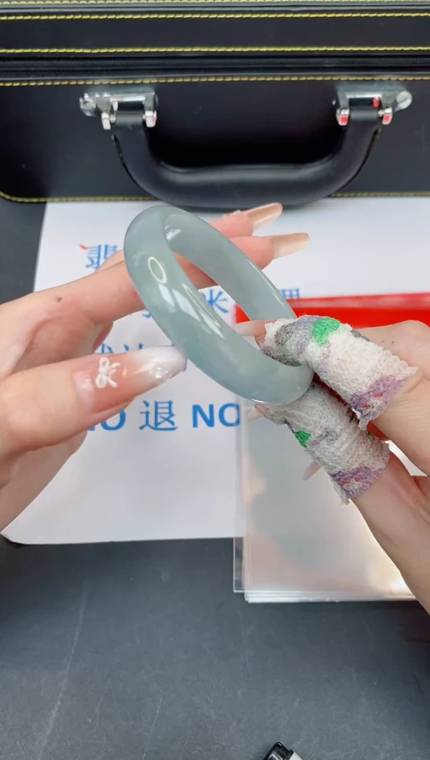 未镶嵌手镯翡翠有瑕疵NO退换-203