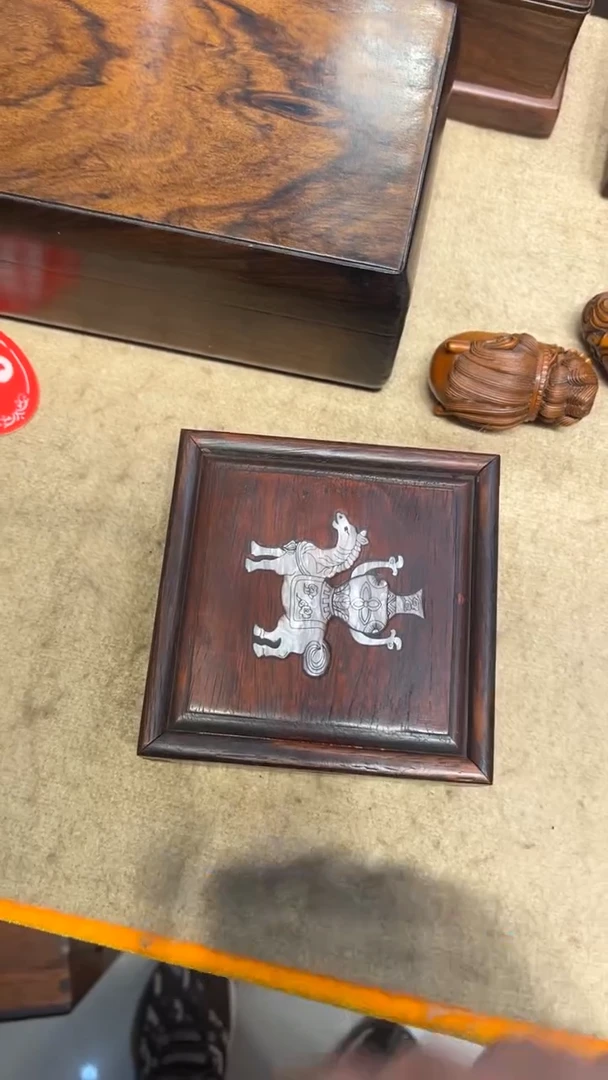 【闪购商品】木马上平安方抽拉盒