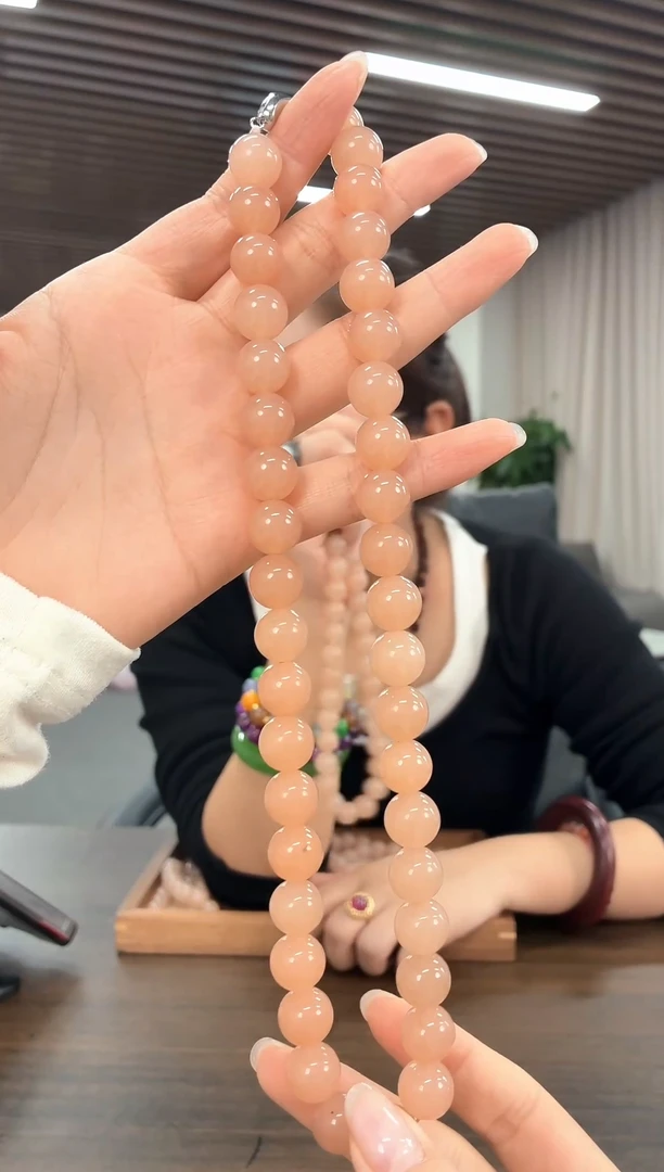 【慧慧珠宝】藕粉项链12MM多样性发货HF1621S
