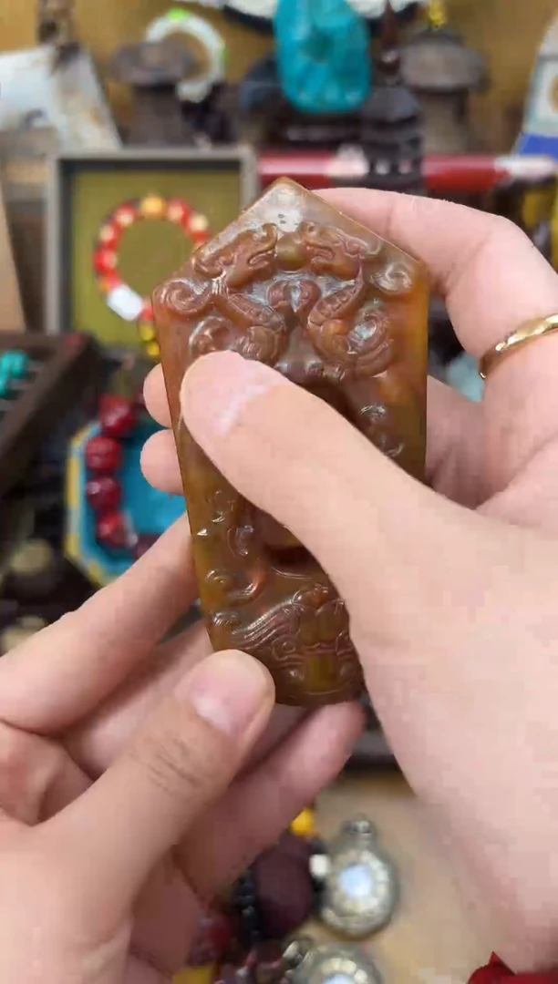 和田玉（糖玉）未镶嵌挂件13业业业业业业业业