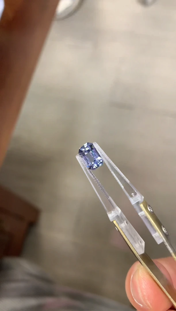 【闪购商品】尖晶石裸石未镶嵌2.03ct 75