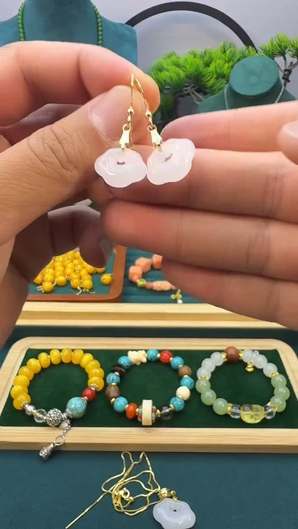 和田玉14K金镶嵌耳饰E83