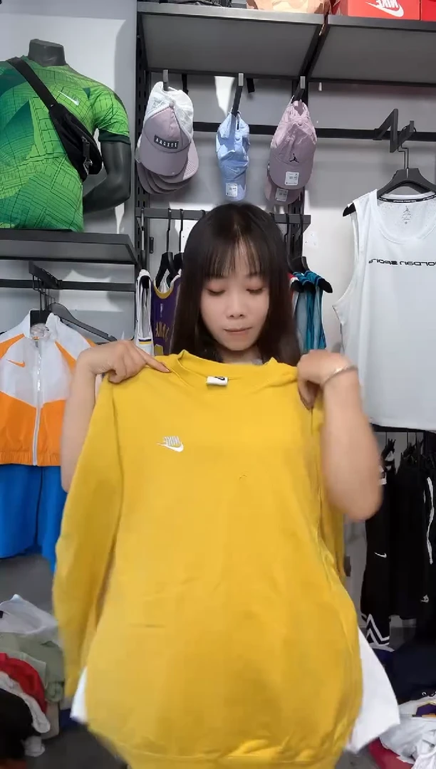 1220编码 瑕疵修复以直播间讲解为准 尺码170