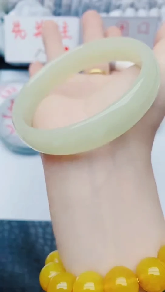 未镶嵌手镯石英质玉y240+65-66