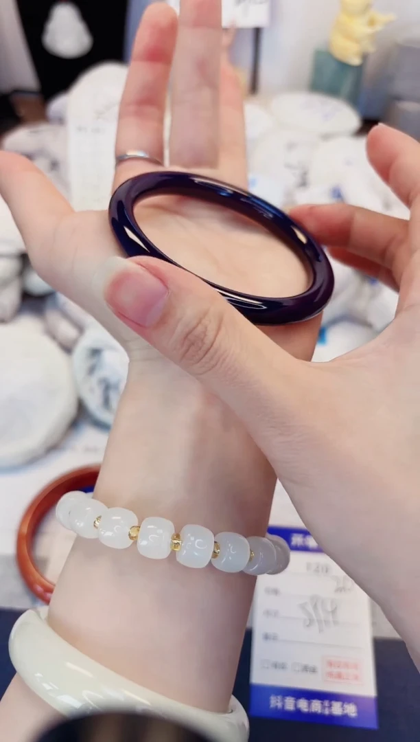 【闪购商品】石英质玉手镯未镶嵌120-玛瑙-圈口59