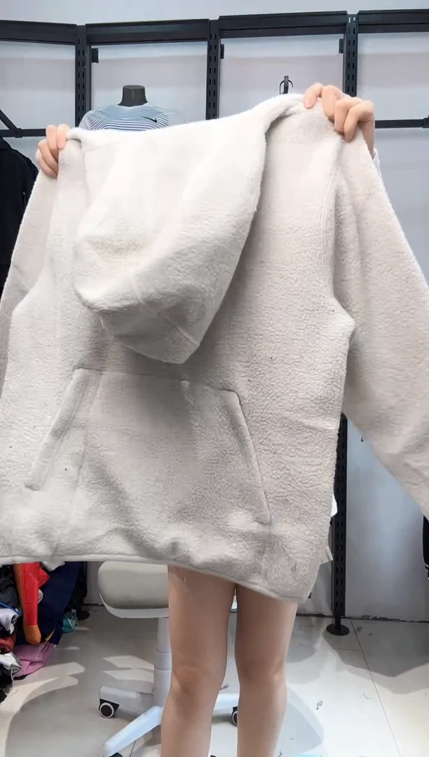 2441 编码  瑕疵直播间过款为准 尺码