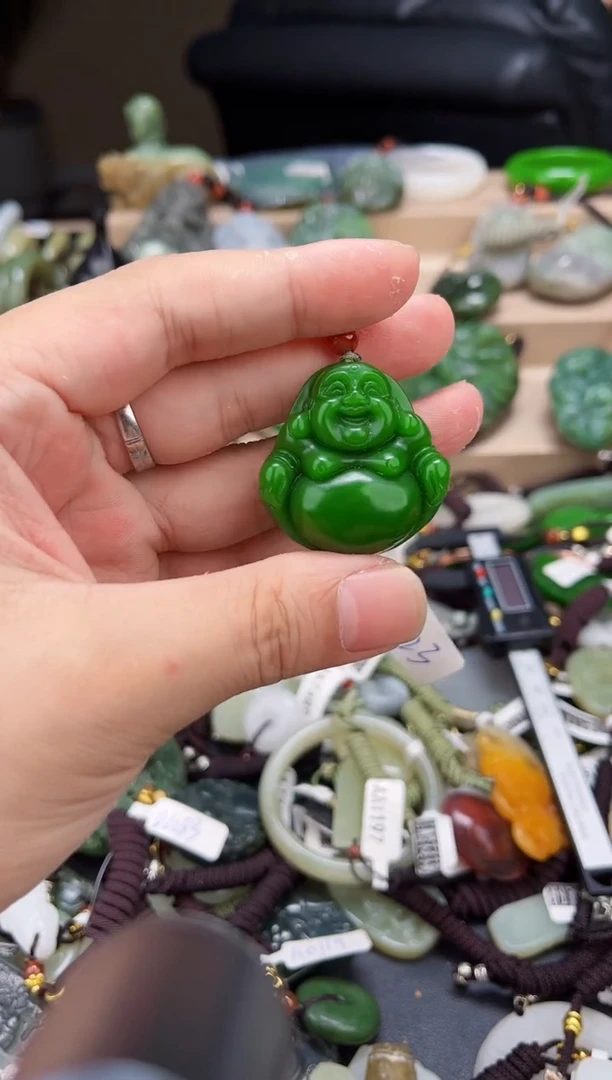 和田玉未镶嵌颈饰拍一发一