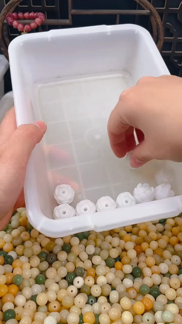 【闪购商品】粉压象牙果吊坠白莲花10个