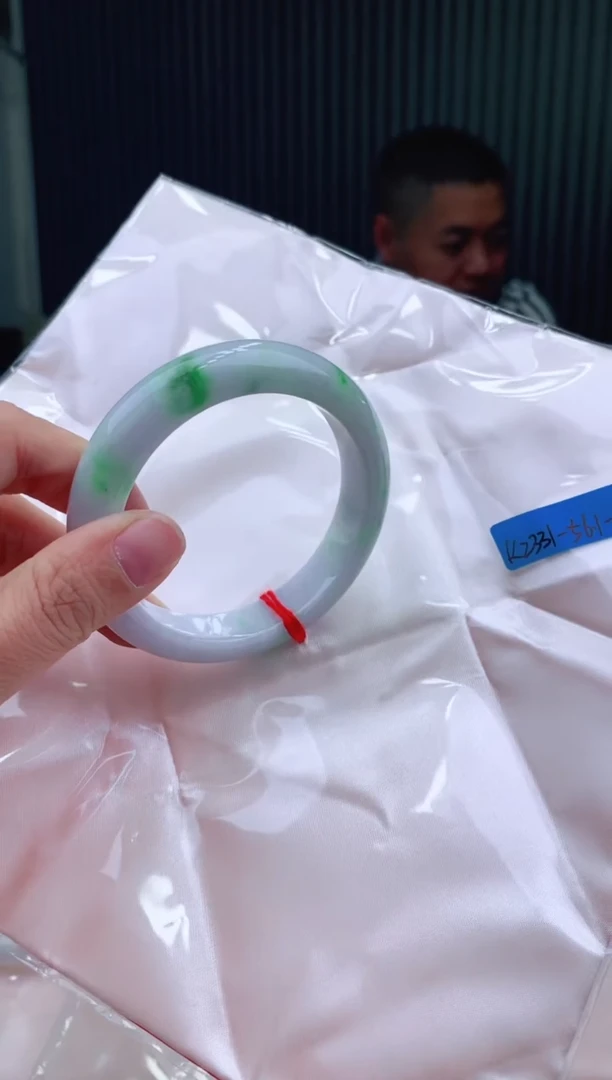 未镶嵌手镯翡翠56