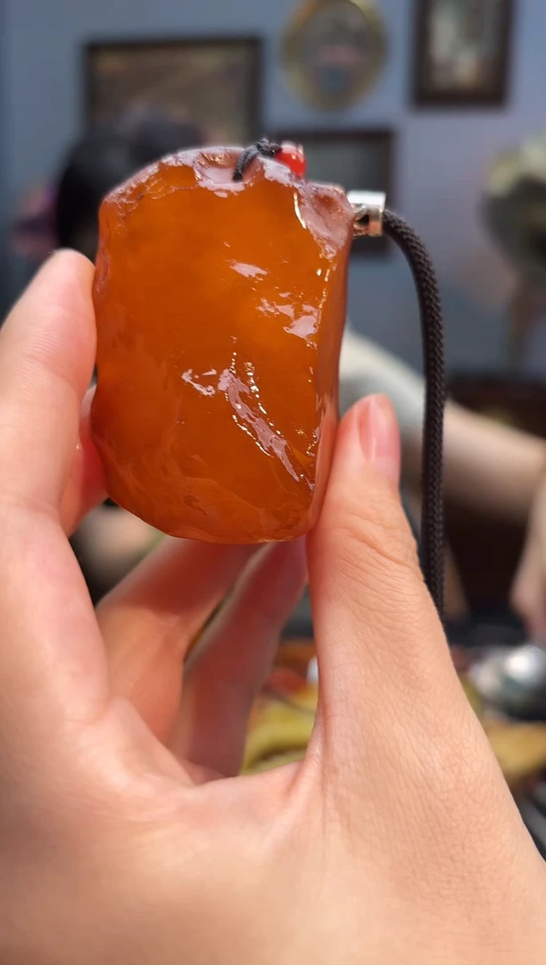 琥珀颈饰未镶嵌吊坠