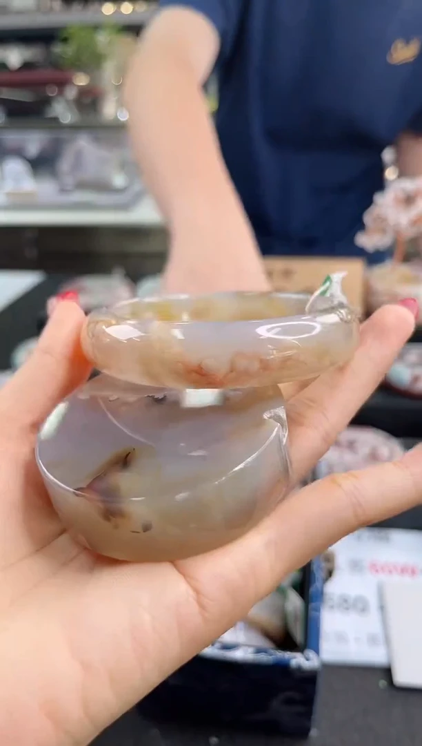 未镶嵌手镯石英质玉63圈口（赠品镯心）109428