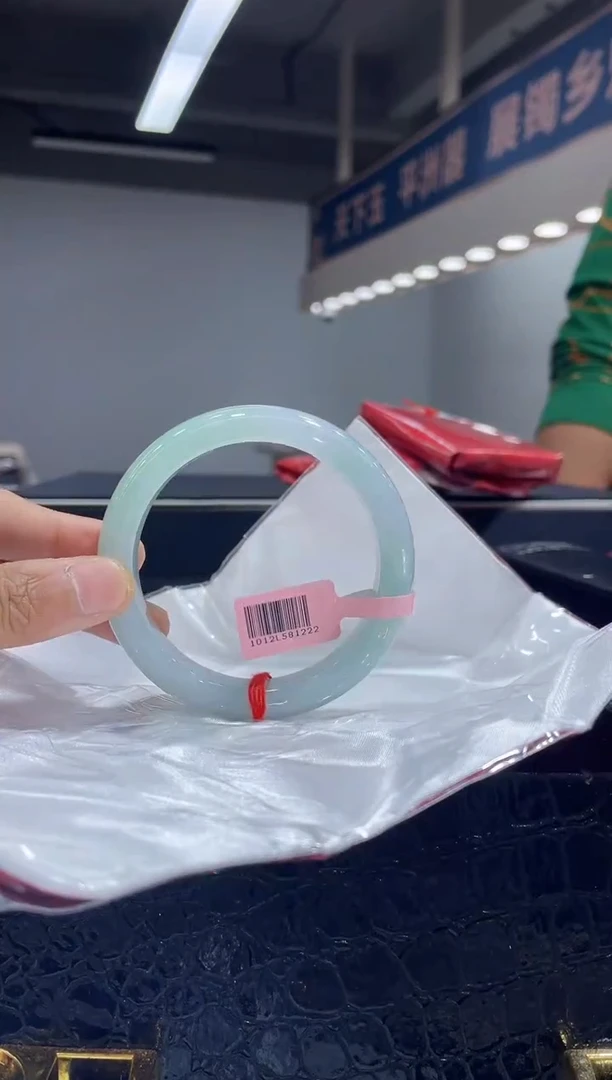 未镶嵌手镯翡翠23  5859