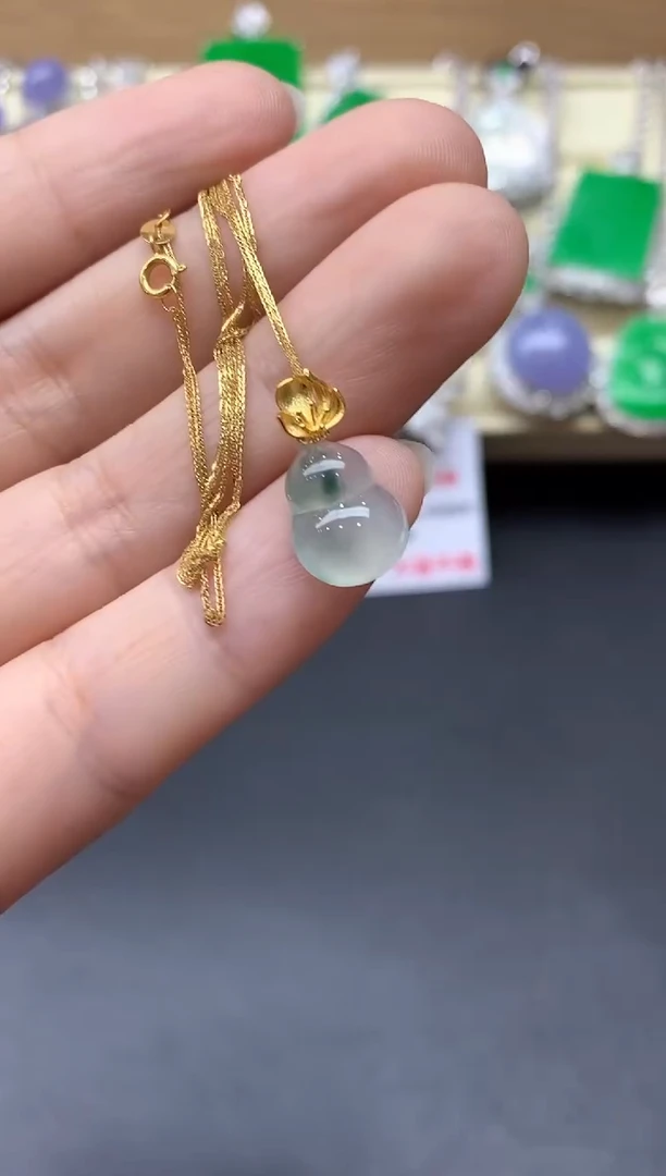 颈饰18K金镶嵌翡翠452中国好珍宝