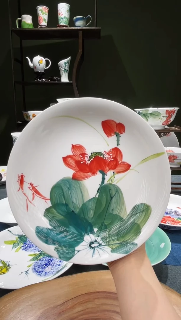 其他景德镇高温釉下彩8英寸窝盘红荷鱼有花苞