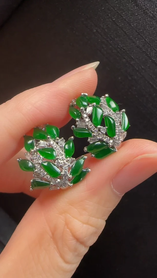 18K金镶嵌翡翠耳饰401麦穗一对