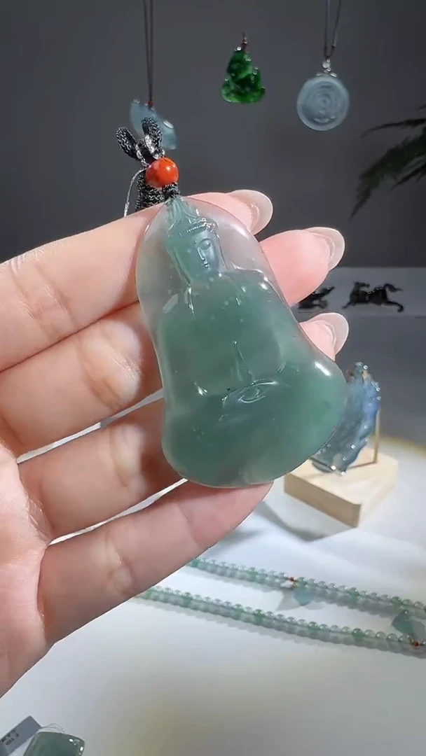 【闪购商品】翡翠颈饰未镶嵌天然A货翡翠观音