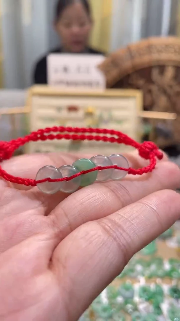 颈饰未镶嵌翡翠平安扣手绳