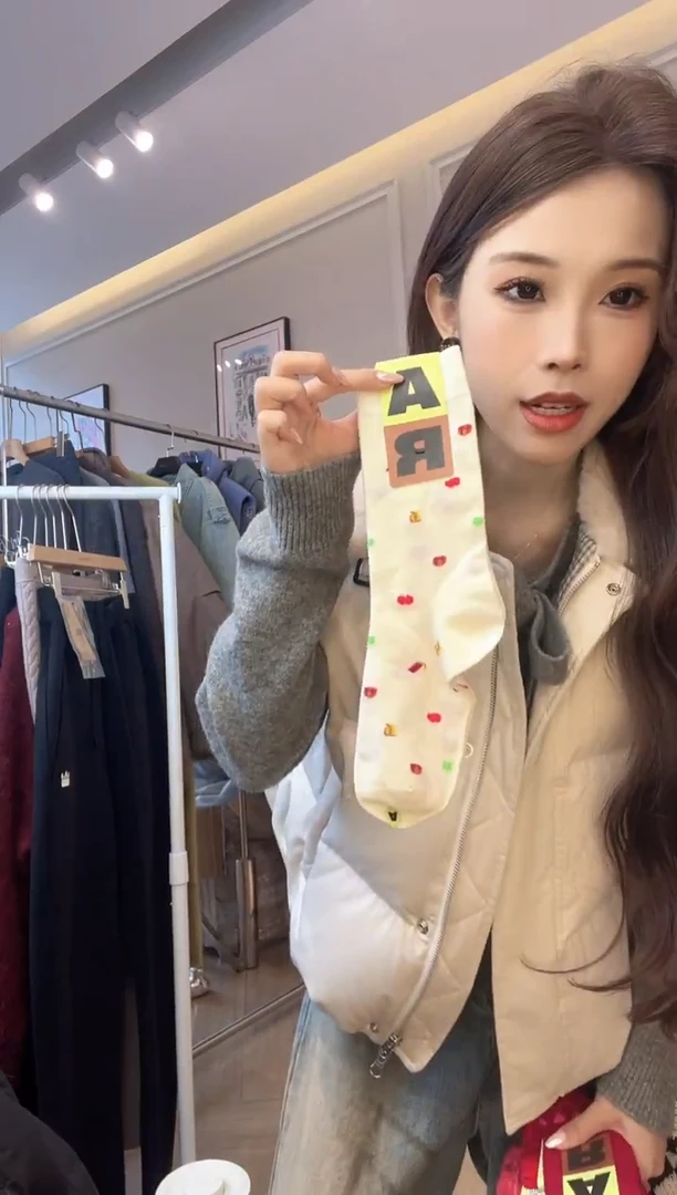 AR袜子 原价49