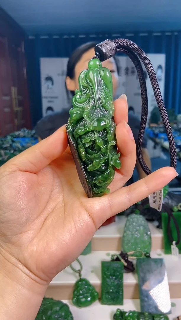 和田玉未镶嵌挂件1