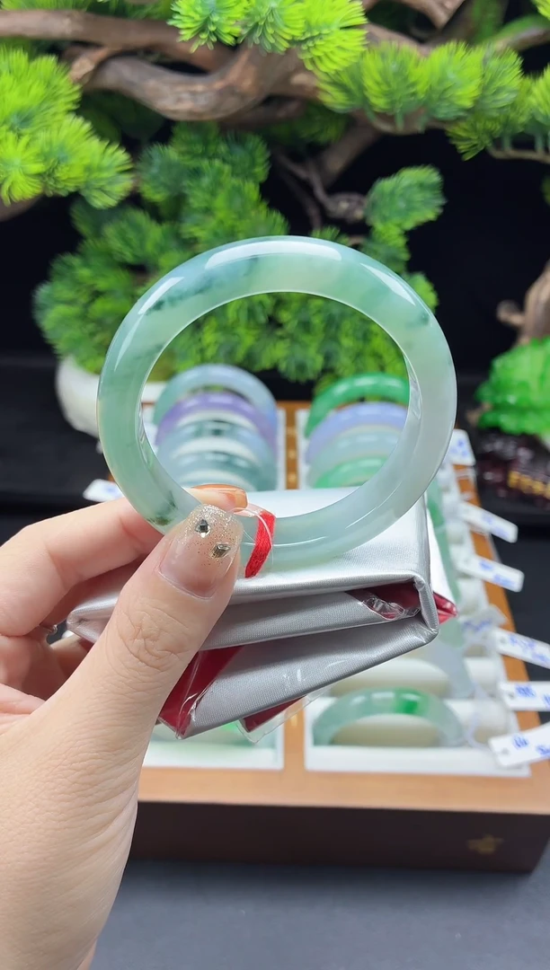 未镶嵌手镯翡翠A75