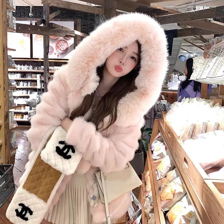 【B】《大美女家》在这里拍！气质女神名媛套装!