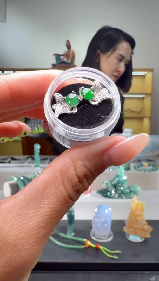 未镶嵌翡翠耳饰耳饰