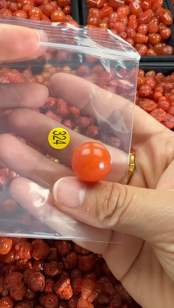 【闪购商品】南红玛瑙颈饰未镶嵌1