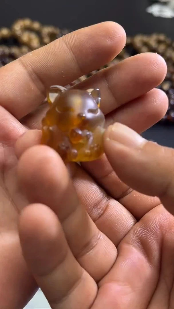 裸石琥珀未镶嵌69