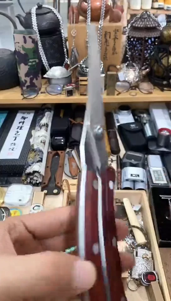 瓷片闪购商品  如图所示